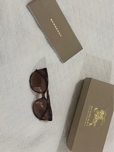 Burberry Burberry güneş gözlüğü
