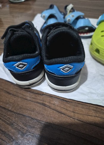 Erkek Çocuk Renkli Velcro Terlik ve Spor Ayakkabı - Görsel 4