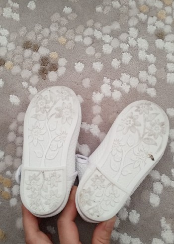 Kız Çocuk Beyaz Tokalı Babet - Görsel 2