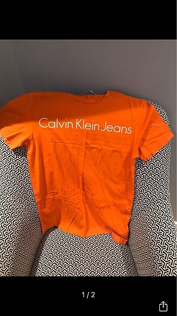 Calvin Klein Tshirt