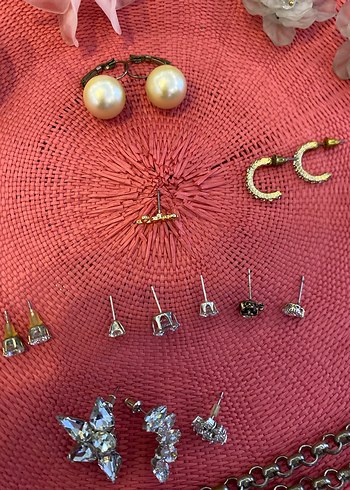 Tek ve bazıları çift makul küpeler değerlendirmeliklertane 50 tl - Görsel 5