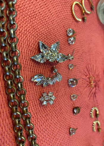 Tek ve bazıları çift makul küpeler değerlendirmeliklertane 50 tl - Görsel 11