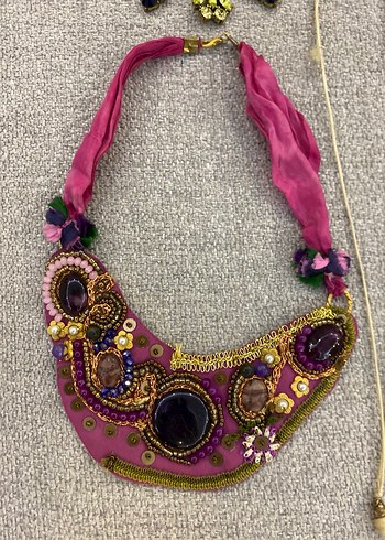 Makul ürünler -Çok Renkli Boncuklu  kolyeler 50 tl - Görsel 2