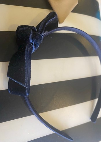 Deri ve kadife  Fiyonk ve  taç tane fiyatıdır - Görsel 7