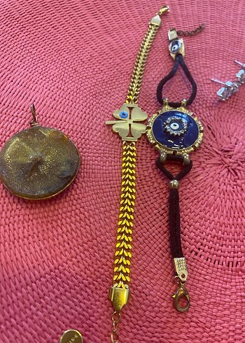 Renkli ve taşlı çeşitli takılar tane 200 tl sorarak alınız - Görsel 5