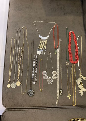 Renkli Boncuklu, taşlı çeşitli kolyeler - Görsel 3