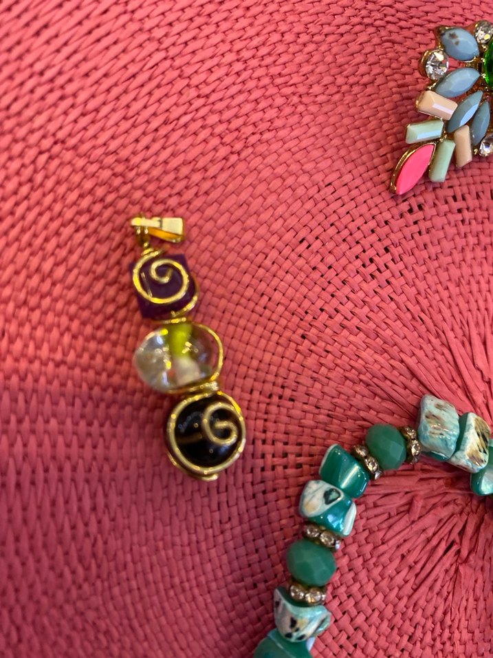 Renkli Boncuklu çeşitli  Takılar tane 100 tl - Görsel 3