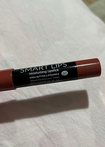  Beden kahverengi Renk Golden Rose Smart Lips Nemlendirici Ruj