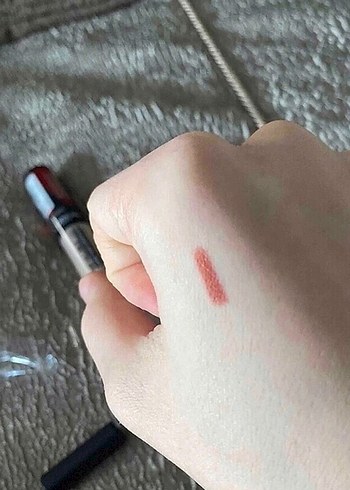  Beden Golden Rose Kiremit Kalem Ruj