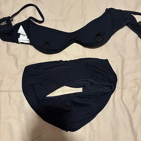 Roman Marka Moeva / Roman bikini