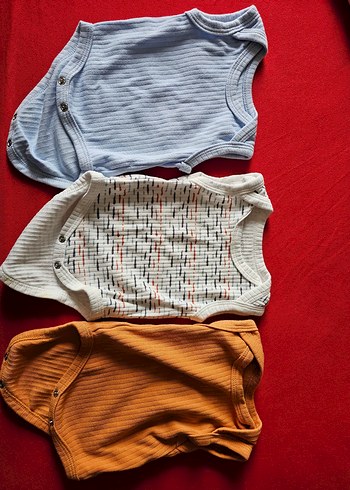 Erkek Bebek Kolsuz Pamuklu Çıtçıtlı Body