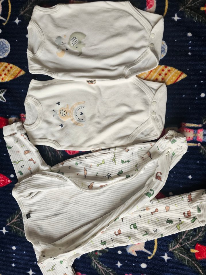 Uzun Kollu Beyaz Nakışlı Erkek Bebek Tulum - Görsel 3