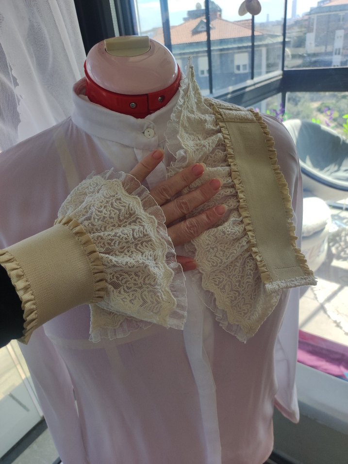 Nakışlı Bej Emzirme Korsesi - Görsel 2