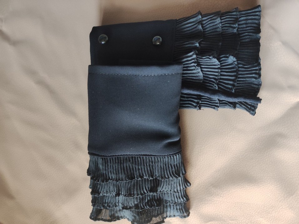 Piliseli Siyah Gotik Hamile Eteği - Görsel 3