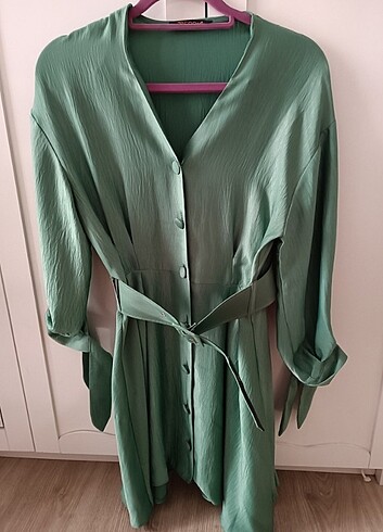 s Beden yeşil Renk Elbise+çanta hediyeli 