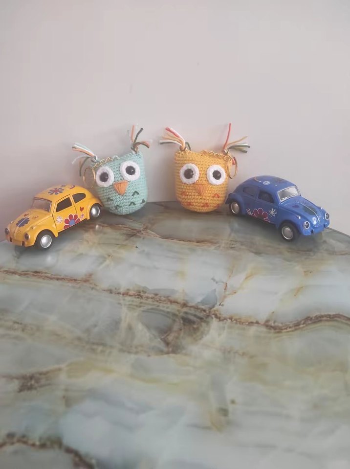 Renkli Örgü Kadın Anahtarlıklar - Görsel 5