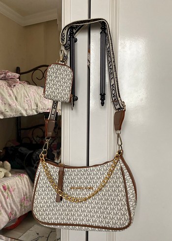 Beden beyaz Renk Zincir Detaylı Beyaz Michael Kors Omuz Çantası