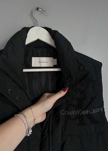 Calvin Klein şişme yelek - Görsel 2