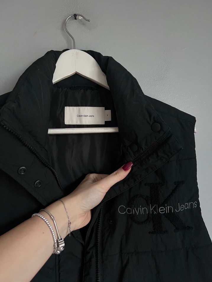 Calvin Klein şişme yelek - Görsel 2