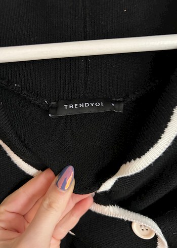 Düğmeli Siyah Midi Kadın Hırka - Görsel 3