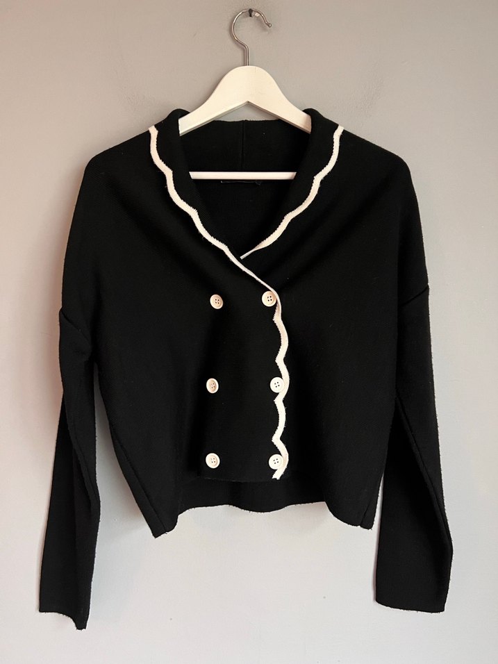 Düğmeli Siyah Midi Kadın Hırka - Görsel 2