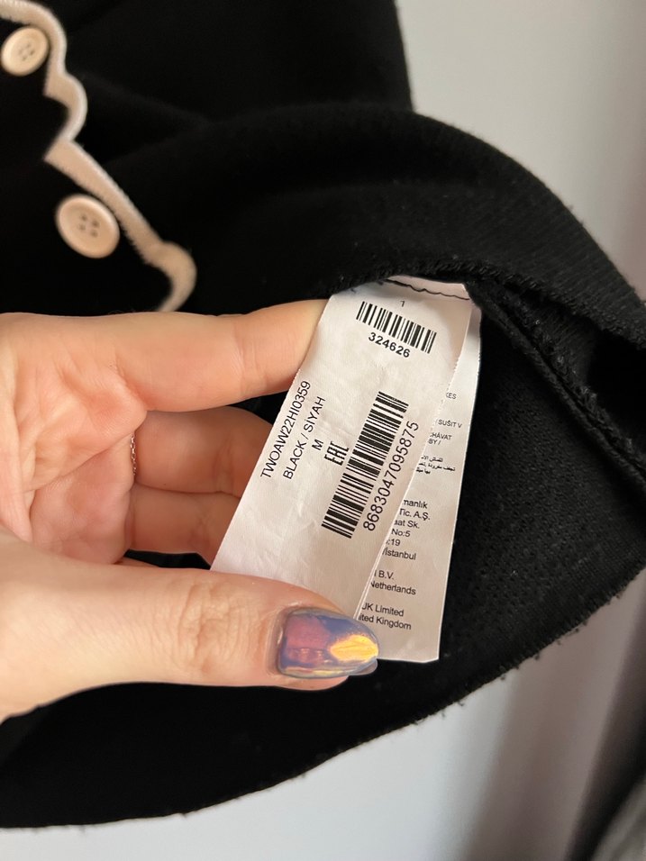 Düğmeli Siyah Midi Kadın Hırka - Görsel 5