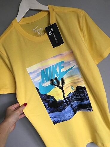 Nike Nike M Yeni Tişört