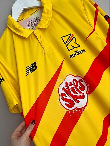 l Beden New Balance tshirt