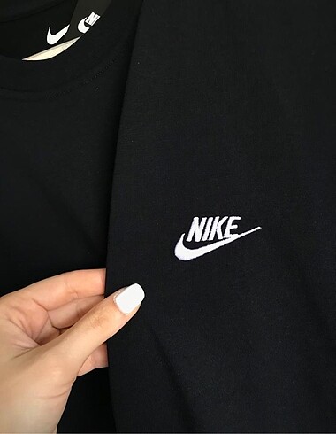 Nike Nike L yeni tişört