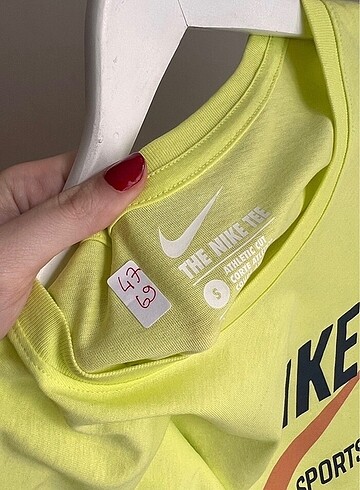 s Beden Nike S Yeni Tişört