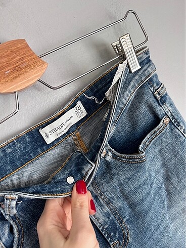 38 Beden Stradivarius jean