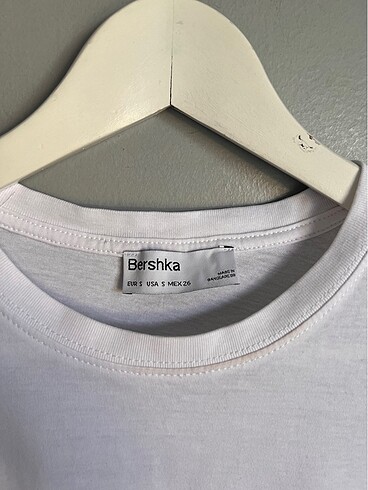 Bershka Bersha tshirt