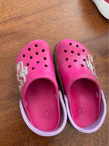 26 Beden Crocs sandalet terlik