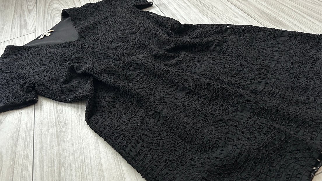 Koton Dantel Detaylı Siyah Midi Elbise - Görsel 3