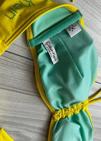 Calvin Klein Bikini Üstü - Görsel 3