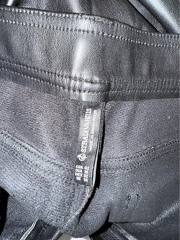 42 Beden Stradivarius Deri pantolon