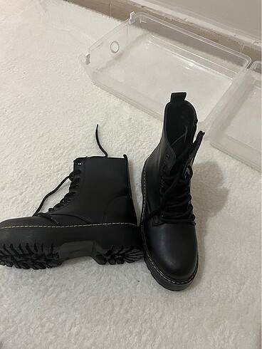 LC Waikiki Hiç giyilmedi sıfırdır
