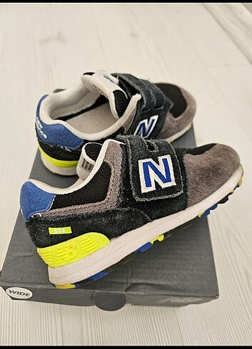 New Balance 574 model 25 numara