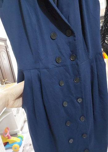 Lacivert Düğmeli Kolsuz Uzun Elbise - Görsel 3