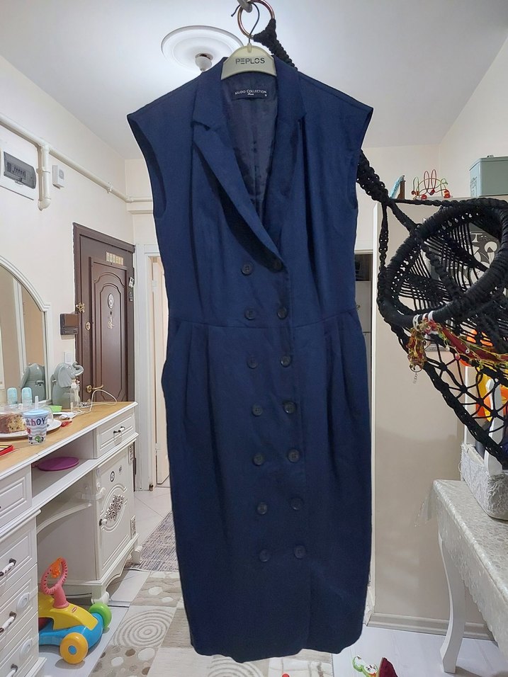 Lacivert Düğmeli Kolsuz Uzun Elbise - Görsel 2