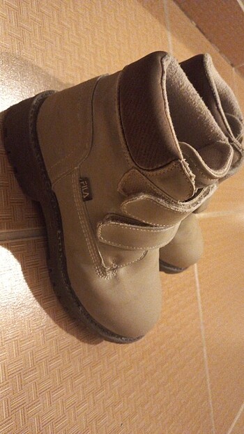 Fila Kiz cocuk bot