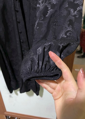 Düğmeli Siyah Elbise - Görsel 2