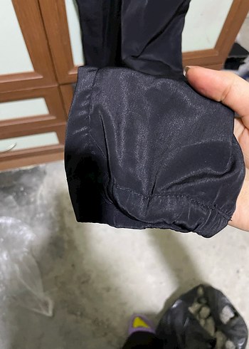 Siyah V Yakalı Uzun Kadın Tulum - Görsel 5