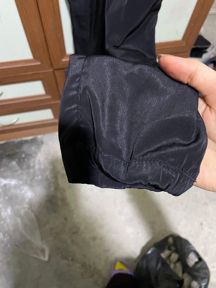 Siyah V Yakalı Uzun Kadın Tulum - Görsel 5