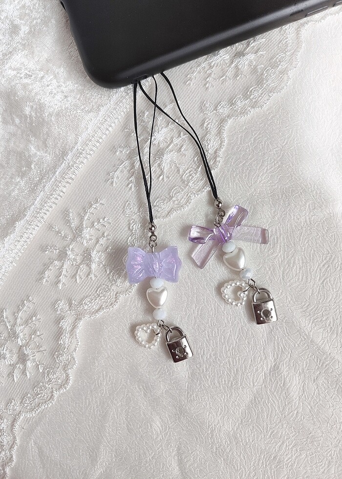 Coquette Kurdele Phone Charm Çanta Süsü - Görsel 1
