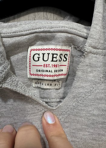 Guess Kadın Gri Kapüşonlu Sweatshirt