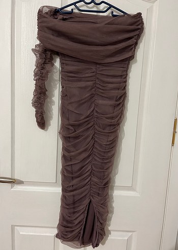 Drapeli Tek Kol Uzun Kahverengi Abiye Elbise - Görsel 4