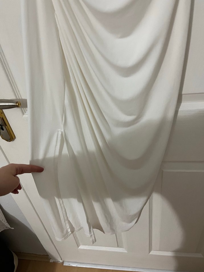 Beyaz Drapeli Uzun Abiye Elbise - Görsel 3