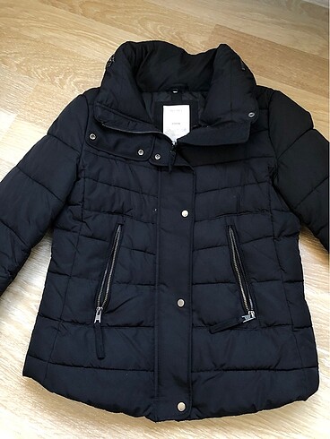 Bershka mont