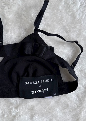 Siyah Parlak Taşlı Strappy Büstiyer - Görsel 4